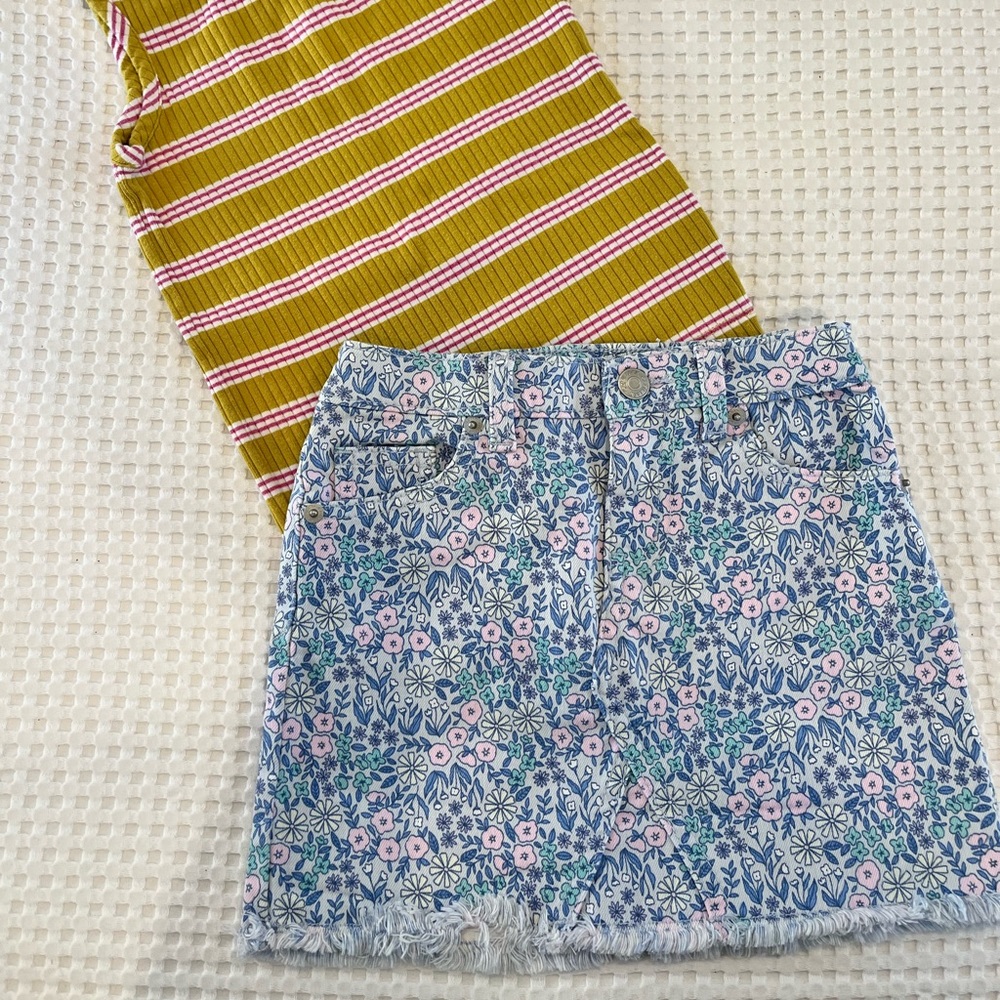 Cat & Jack || Floral Denim Skirt